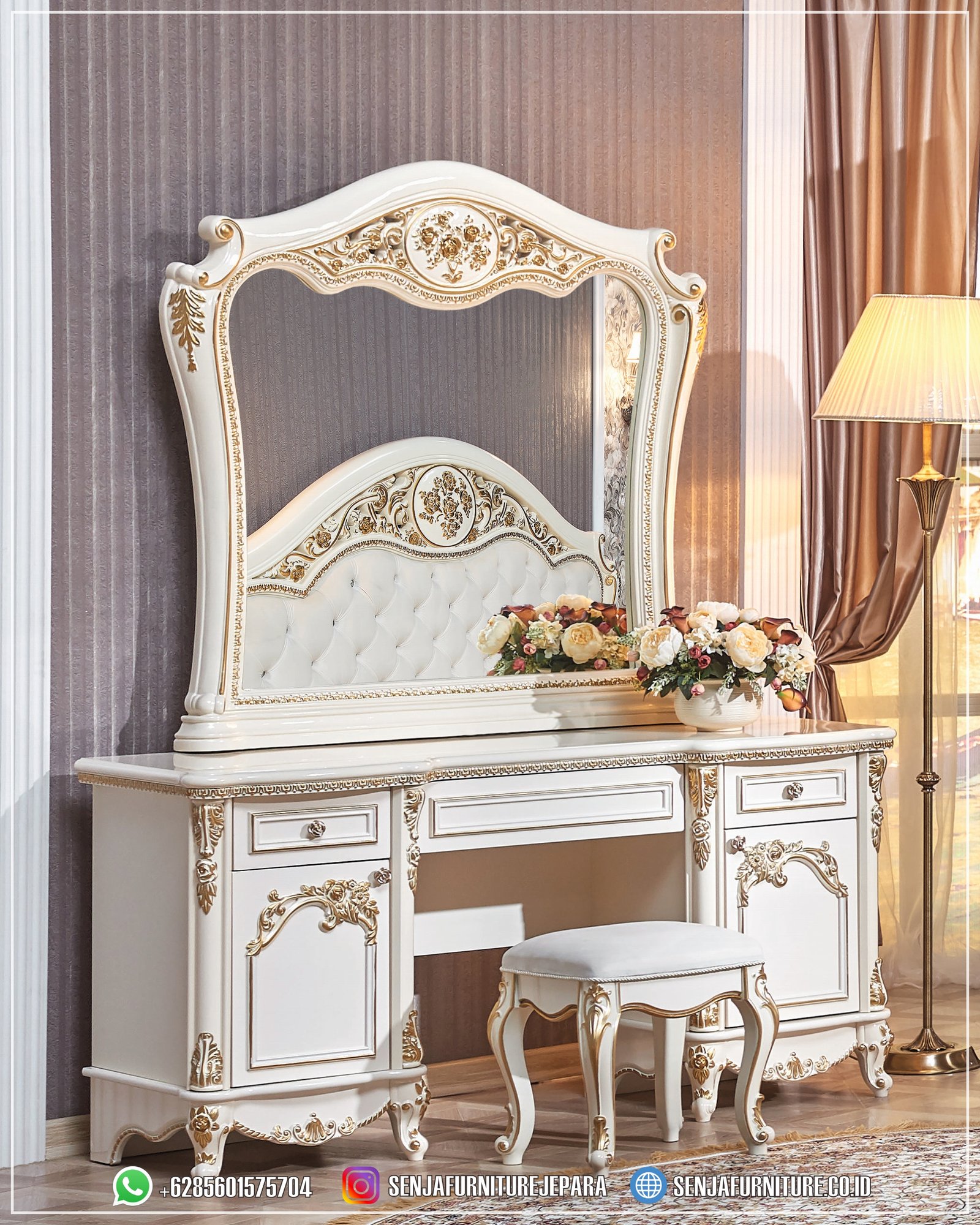 Daniella Meja Rias Mewah Cermin Ukir Jepara Authentic Meja Rias Mewah, Meja Rias Klasik, Meja Rias Elegan, Meja Rias Kayu Jati, Meja Rias Minimalis, Meja Rias Ukir Jepara, Meja Rias Modern, Meja Rias Putih Duco, Meja Rias Gold, Meja Rias Terbaru, Meja Rias Cermin